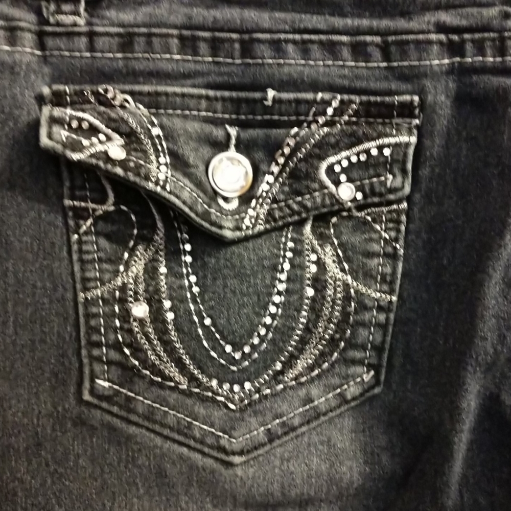 Jeans - Picture 3 of 6